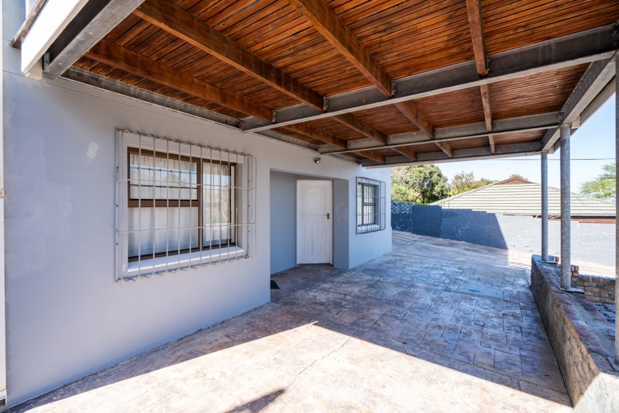 6 Bedroom Property for Sale in East Bank Eastern Cape